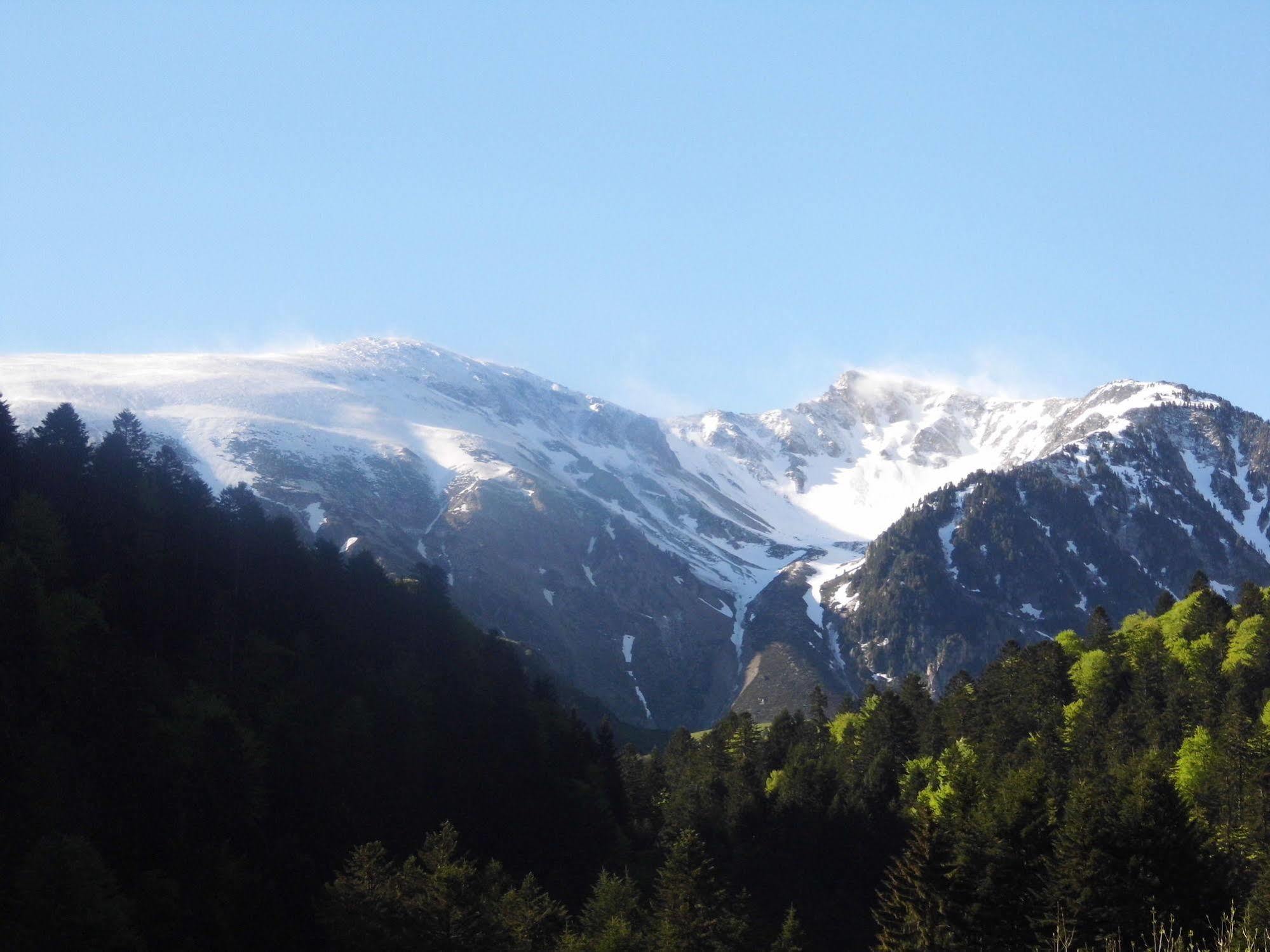 Gite Auberge Les Cascades La Mongie Exterior foto